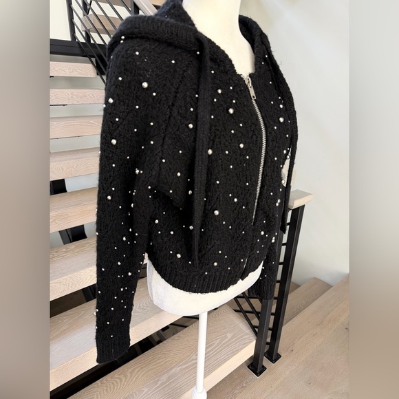 New Super Warm Wool Black Hooded Sweater with Pearl Accents size S - Picture 7 of 10